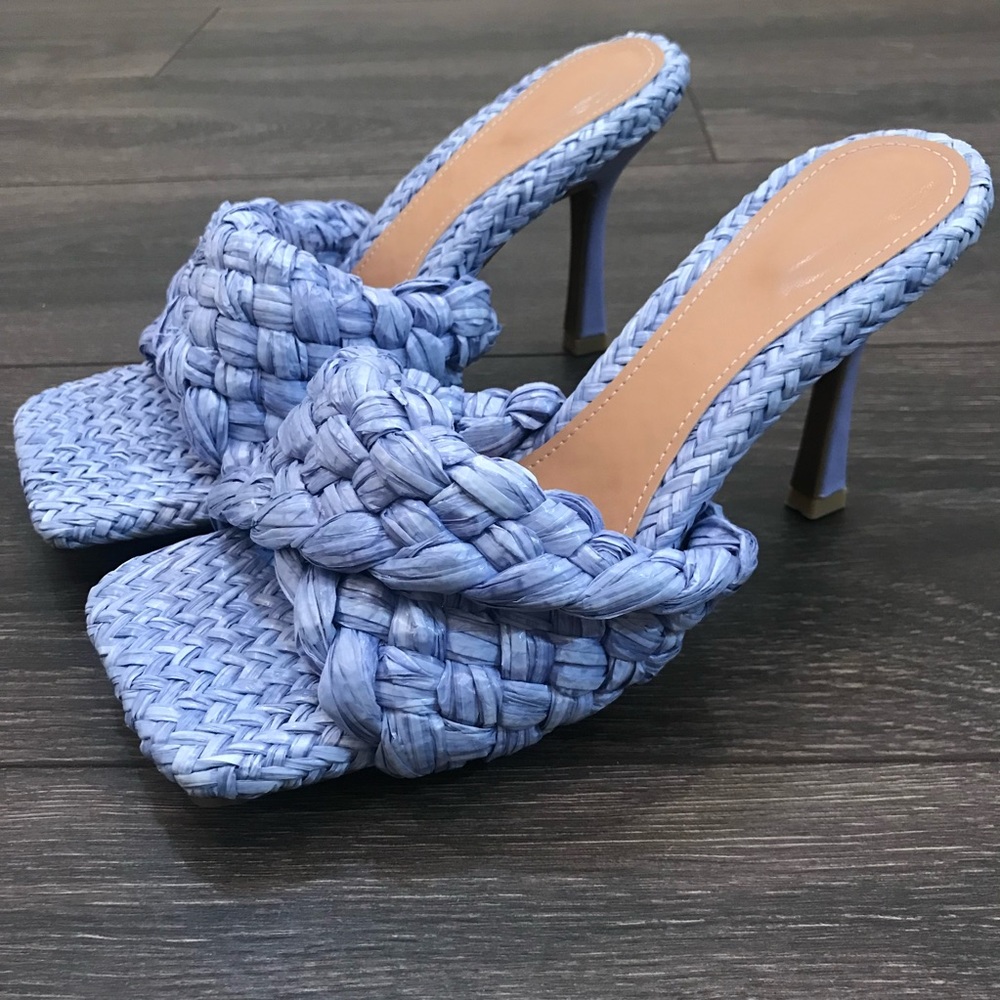 Raffia Stretch Sandals